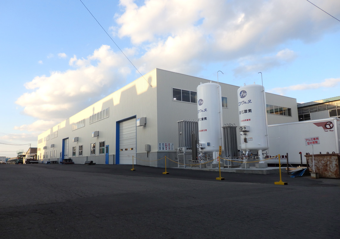 プレス・部品工場